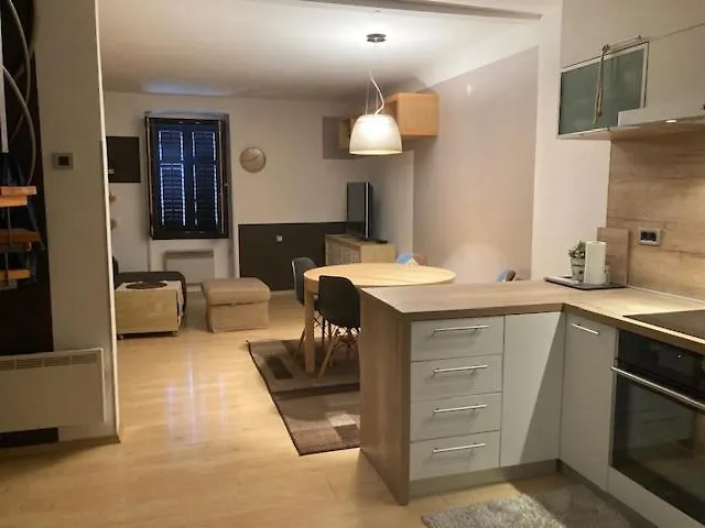 Apartament Apartman Nina - Pula 0*,